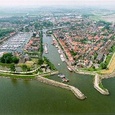 medemblik vanaf IJsselmeerjpg